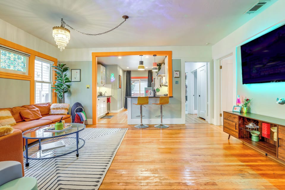 Living Room | Main Floor | Smart TV | Board Games