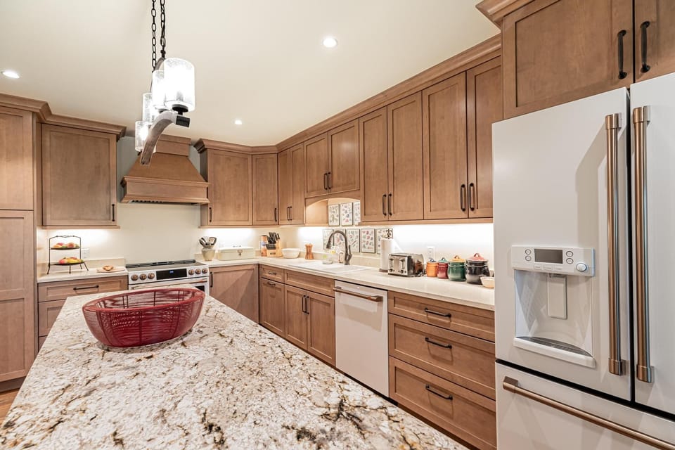 North - Kitchen