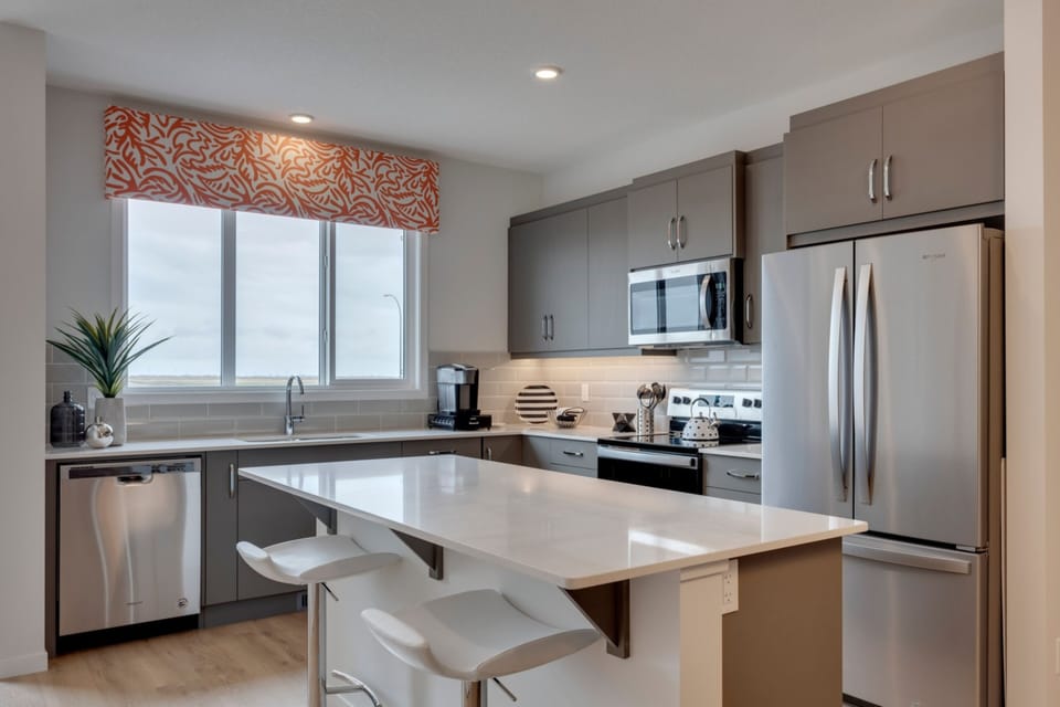 Spacious kitchen with for small gatherings