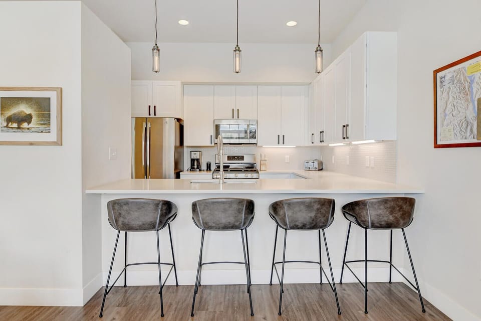 Kitchen Bar Seats 4