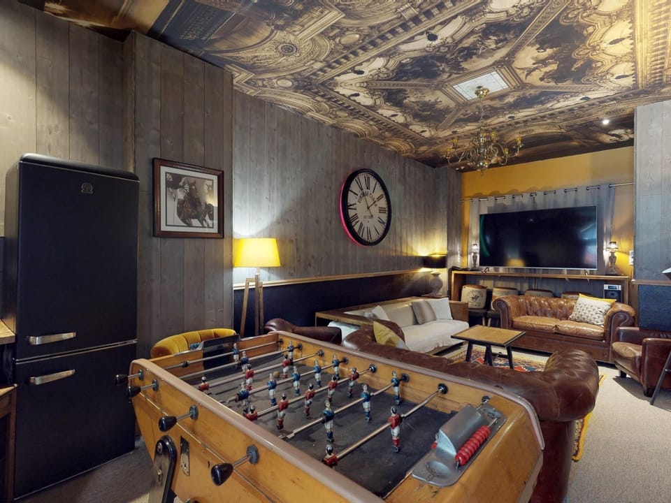 Game room