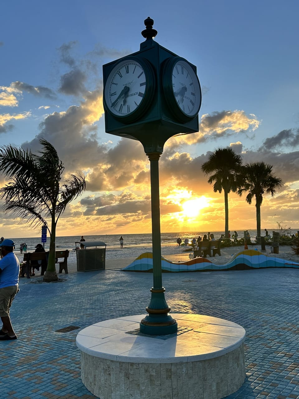 Times square Fort Myers Beach