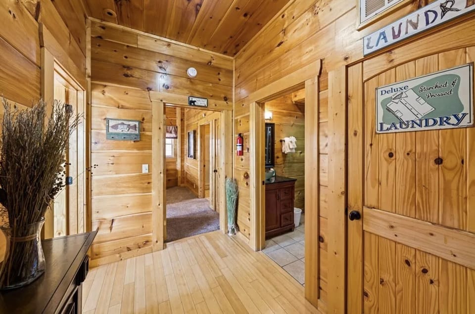 Level 1 with 2 bedrooms and 2 baths