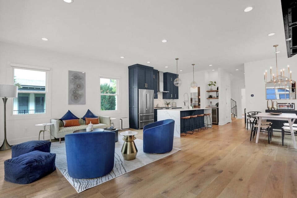 Culinary dreams come true here. Your gourmet adventure starts now. Fully stocked kitchen tools included. #KitchenElegance