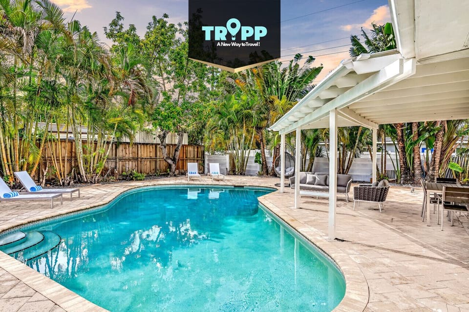 Just more than enough pool space for everyone.