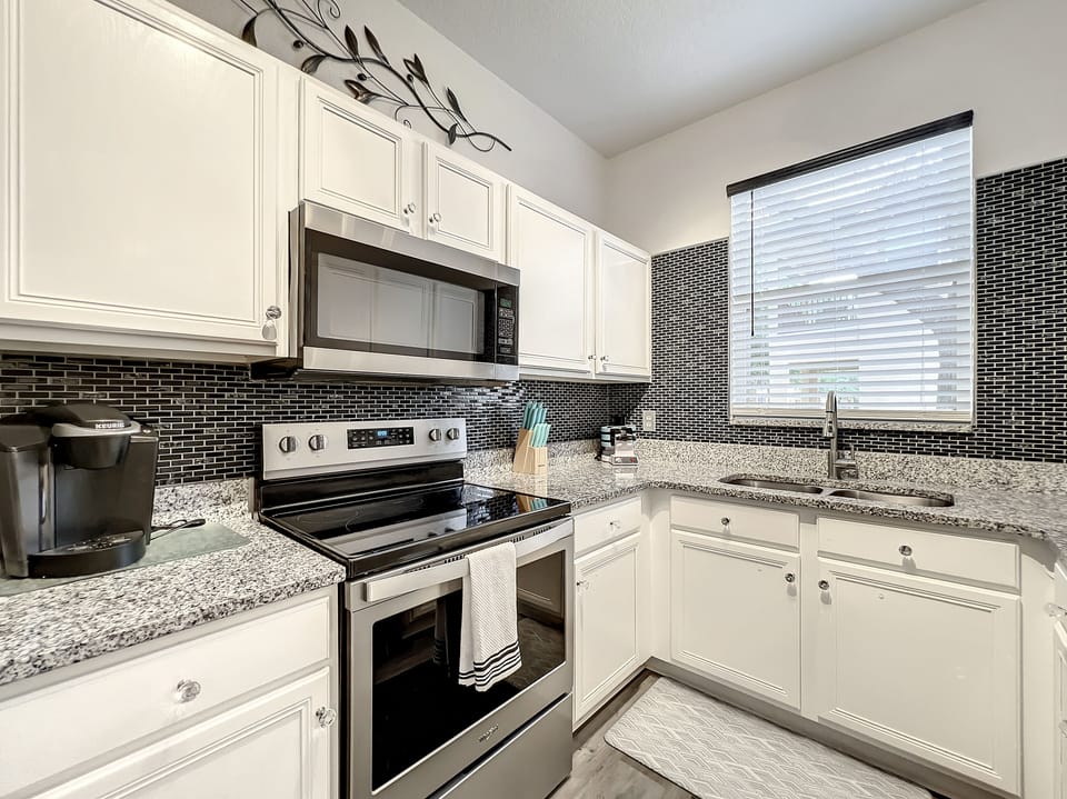 212LaMirageStreet-18