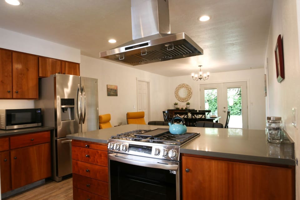 Kitchen/Dining
