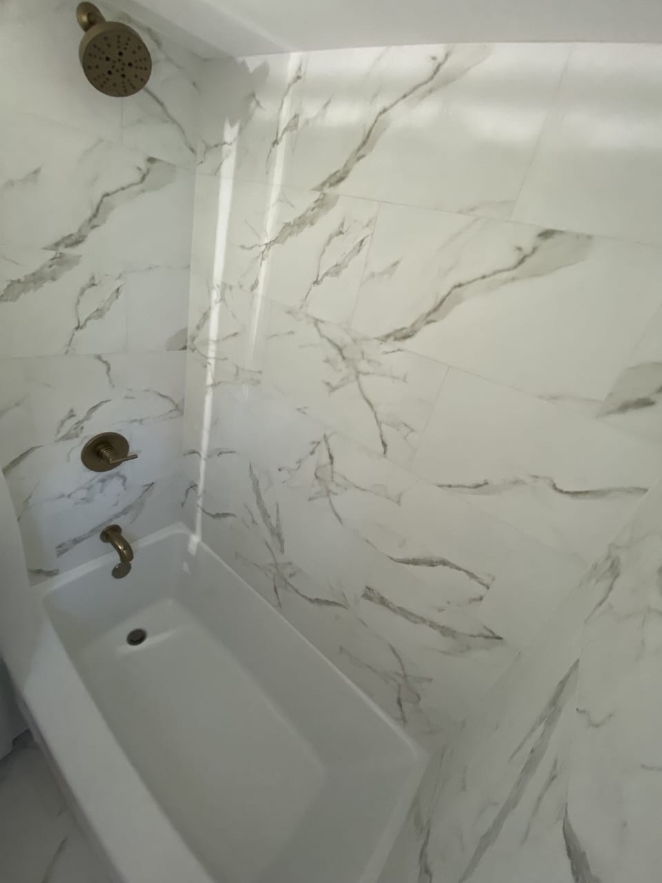 New renovated bathroom. Soaking depth tub.
