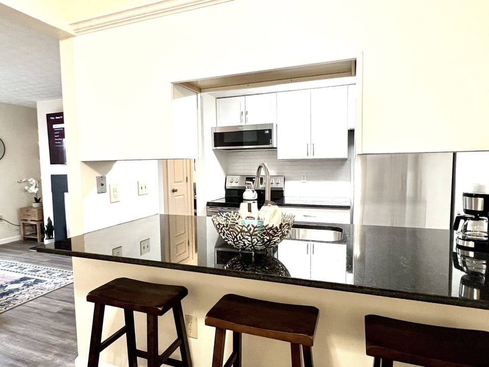 Eat-in bar dining area. 