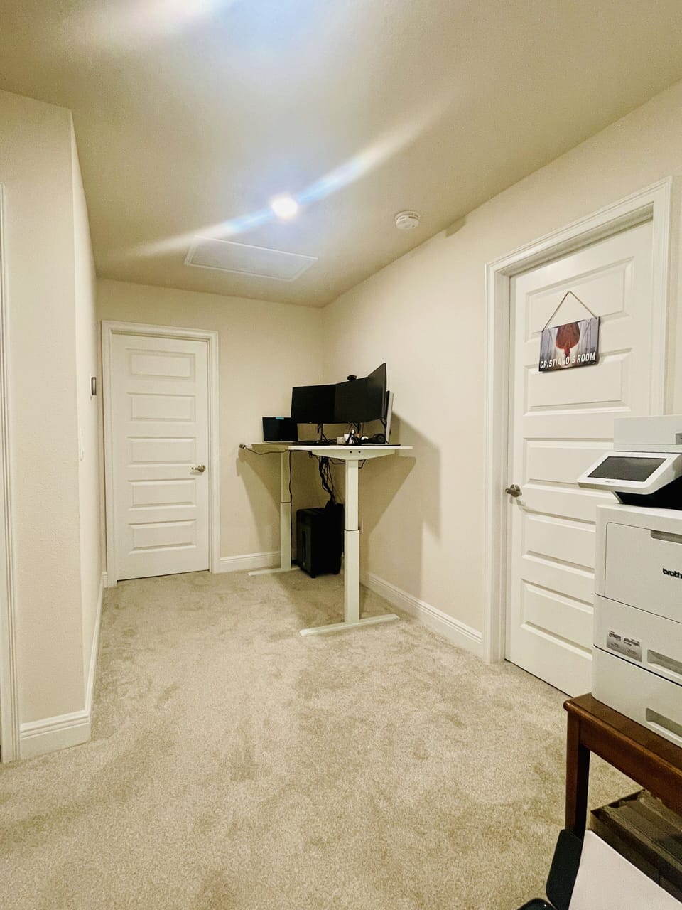 Small Office Area with AirPrinter