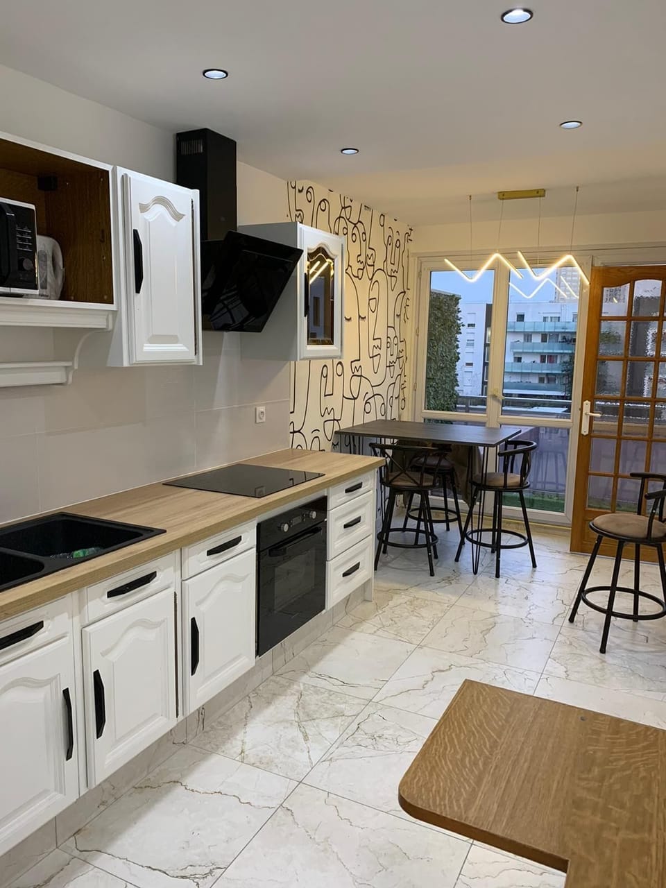 Private kitchen