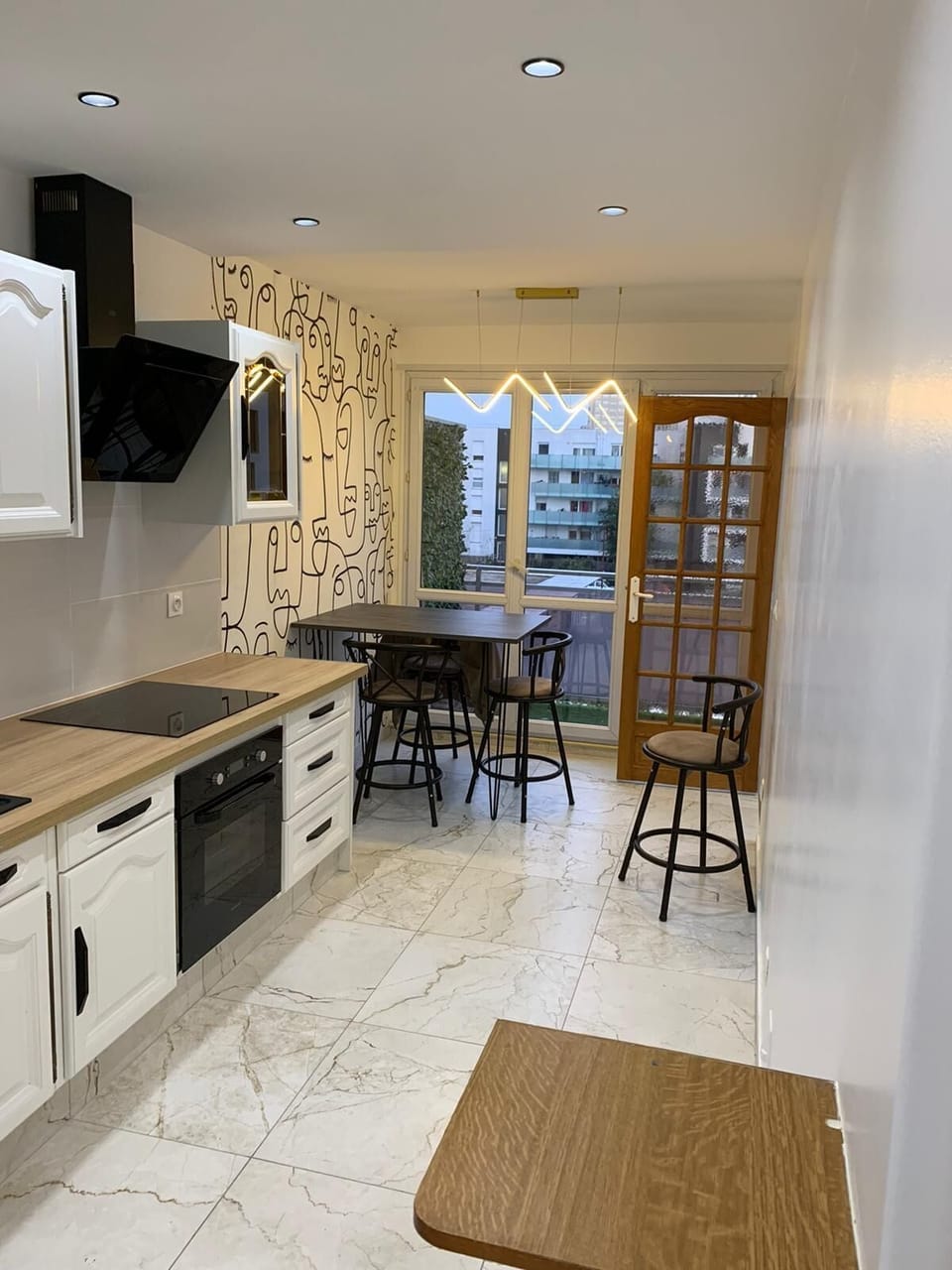 Private kitchen