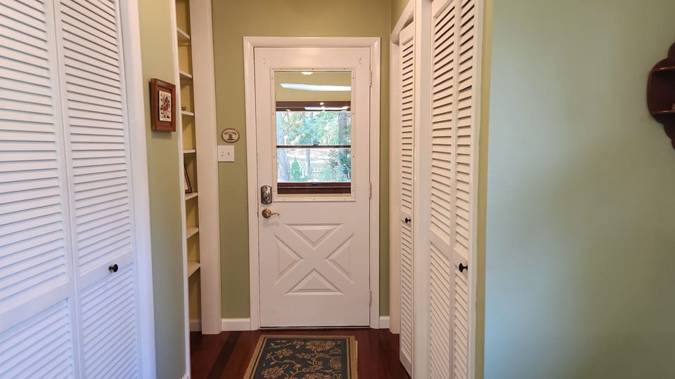 There are assorted things in the entry closets you may use during your stay.