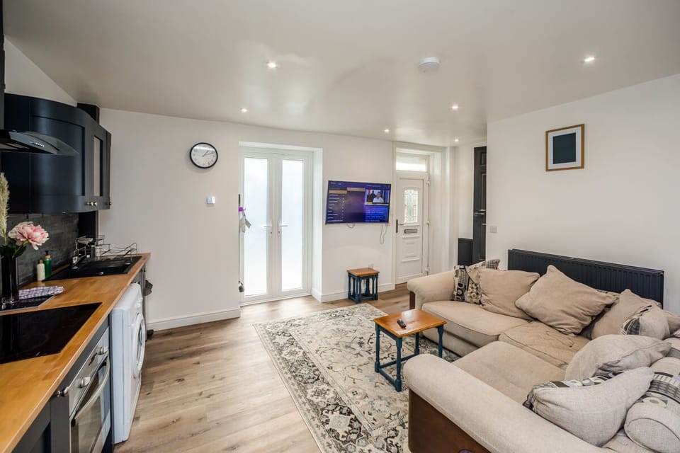 Living Room / Lounge