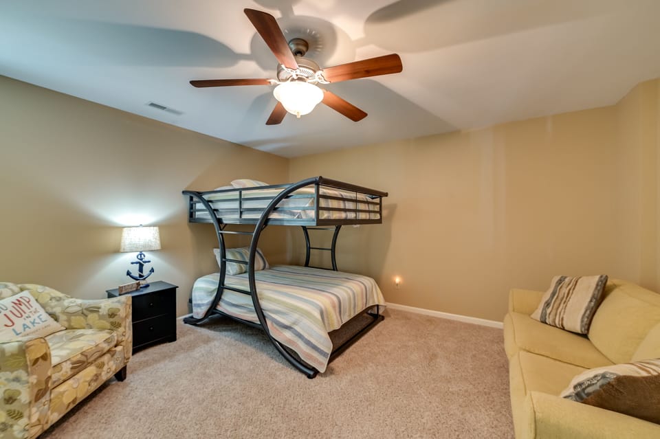 Bedroom 4 | Full Bunk Bed | Sleeper Sofa