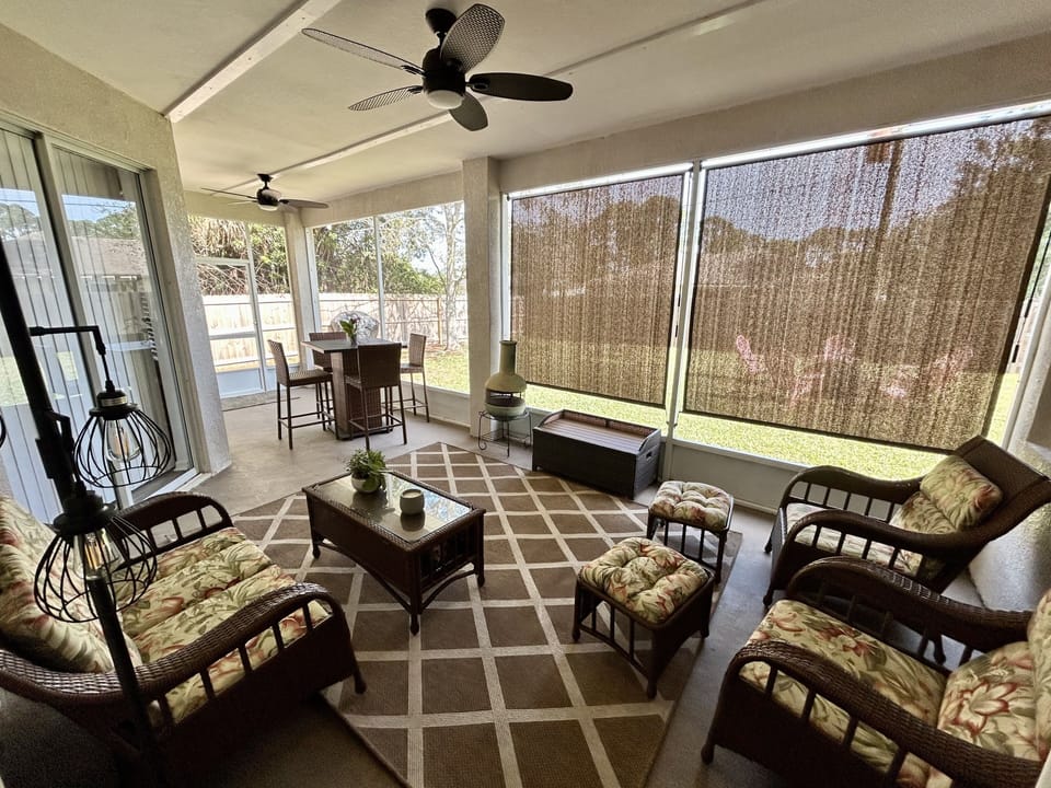 Screened in Porch