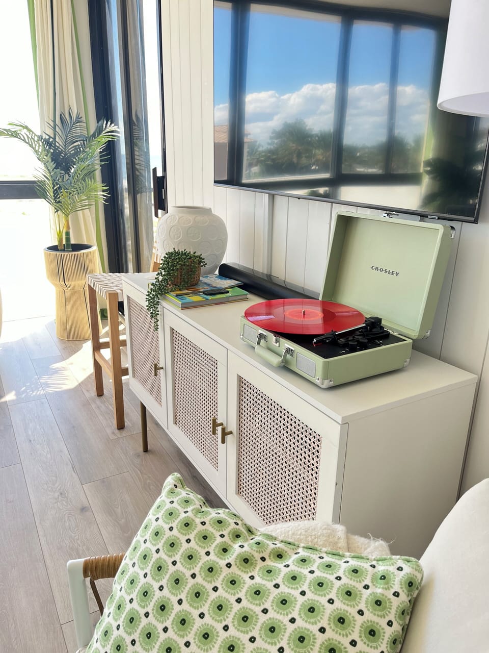 Retro vinyl record fun . New Samsung Smart TV
