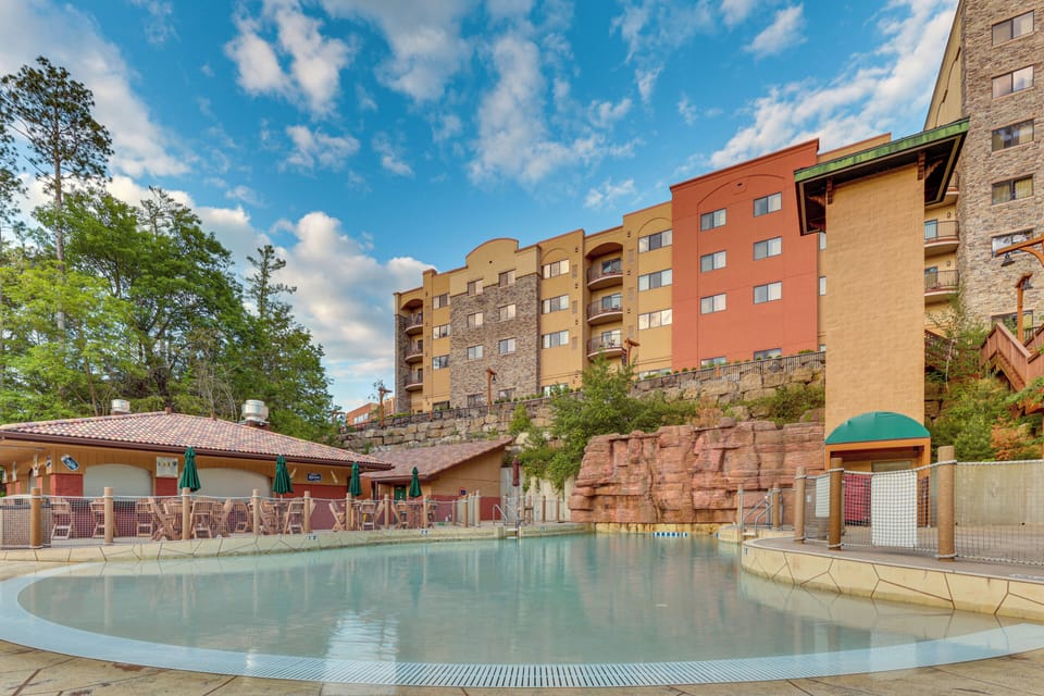 Community Amenities | Seasonal Outdoor Pool (No Water Park Access)