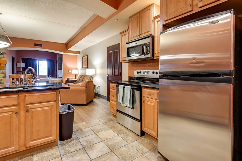 Kitchen | Equipped w/ Cooking Basics