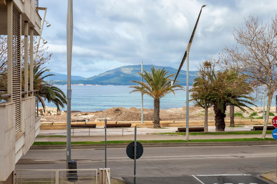Beach/ocean view