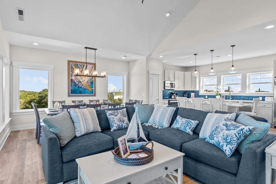 Surf or Sound Realty - 1161 - Blue Dolphin - Great Room  -2