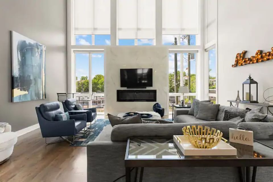 WELCOME! Enjoy the floor to ceiling windows for lots of natural light!