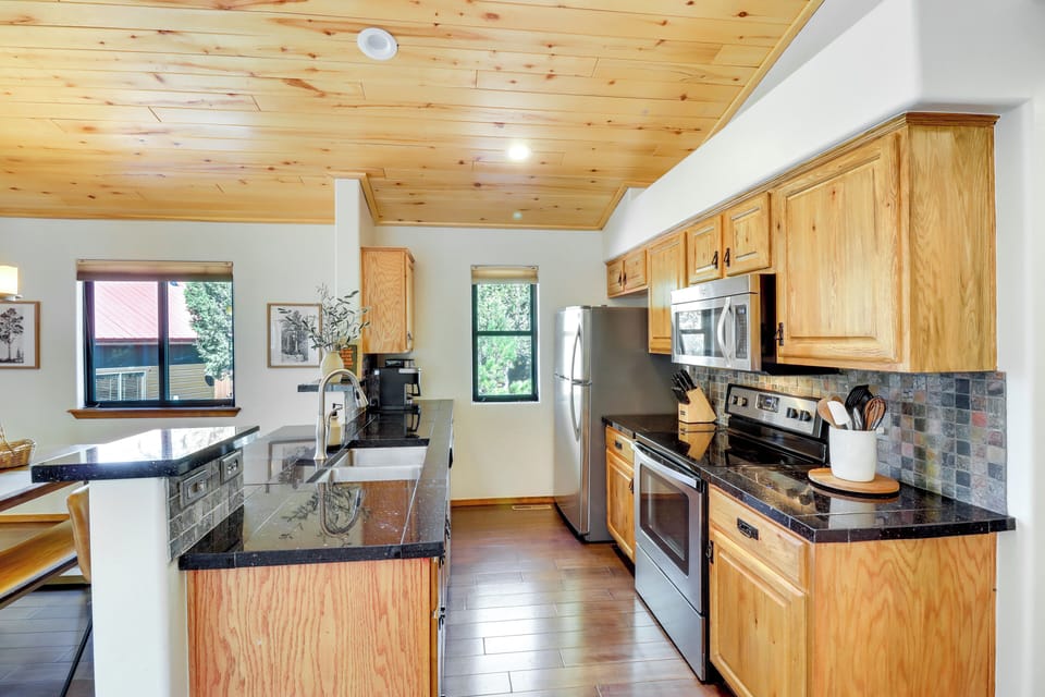 Kitchen | Pet Friendly w/ Fee | Central Air Conditioning