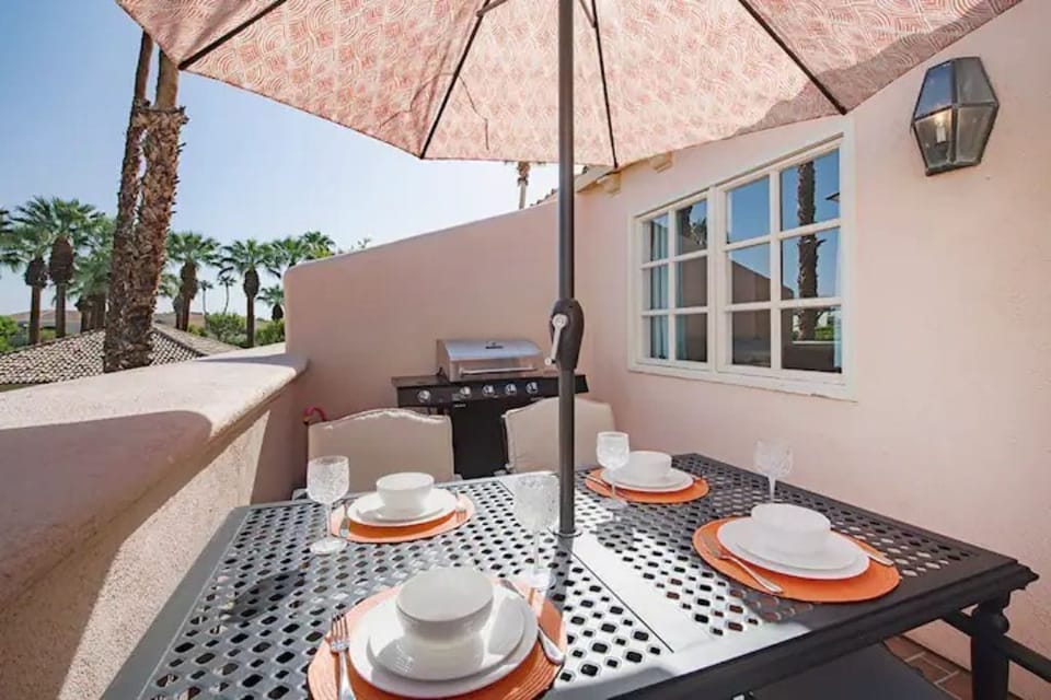 Airy roof-top patio, perfect for sunrises, sunsets, cocktails, dining, relaxing