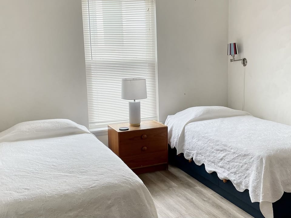 Second Floor
Bedroom 5 - Twins
