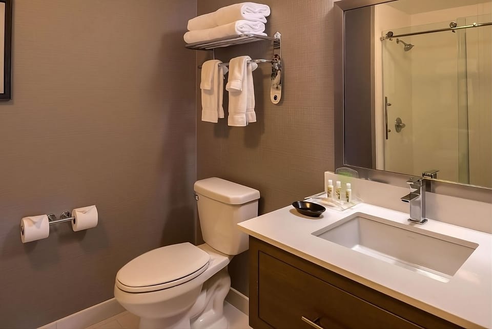 Full bathroom with a shower/tub. Basic toiletries and towels are provided