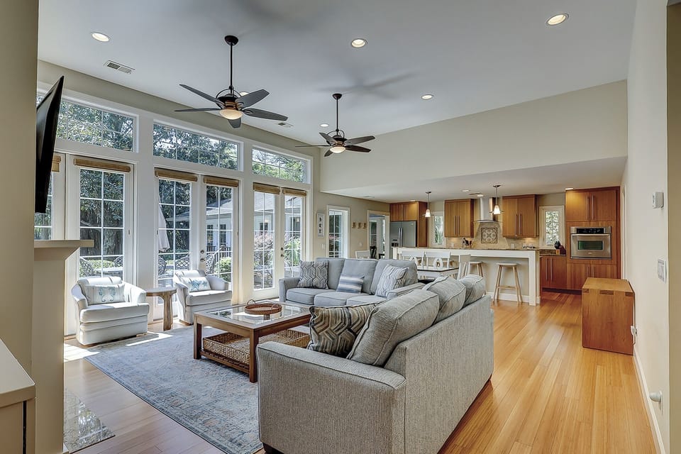 34 Sea Lane - Living Room