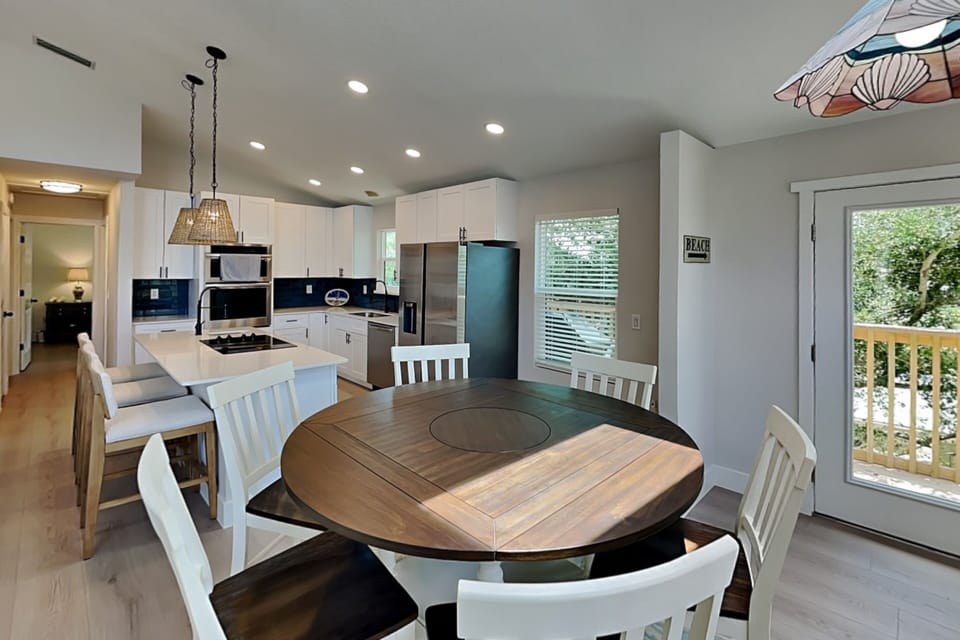 Dining - Seating For Six
