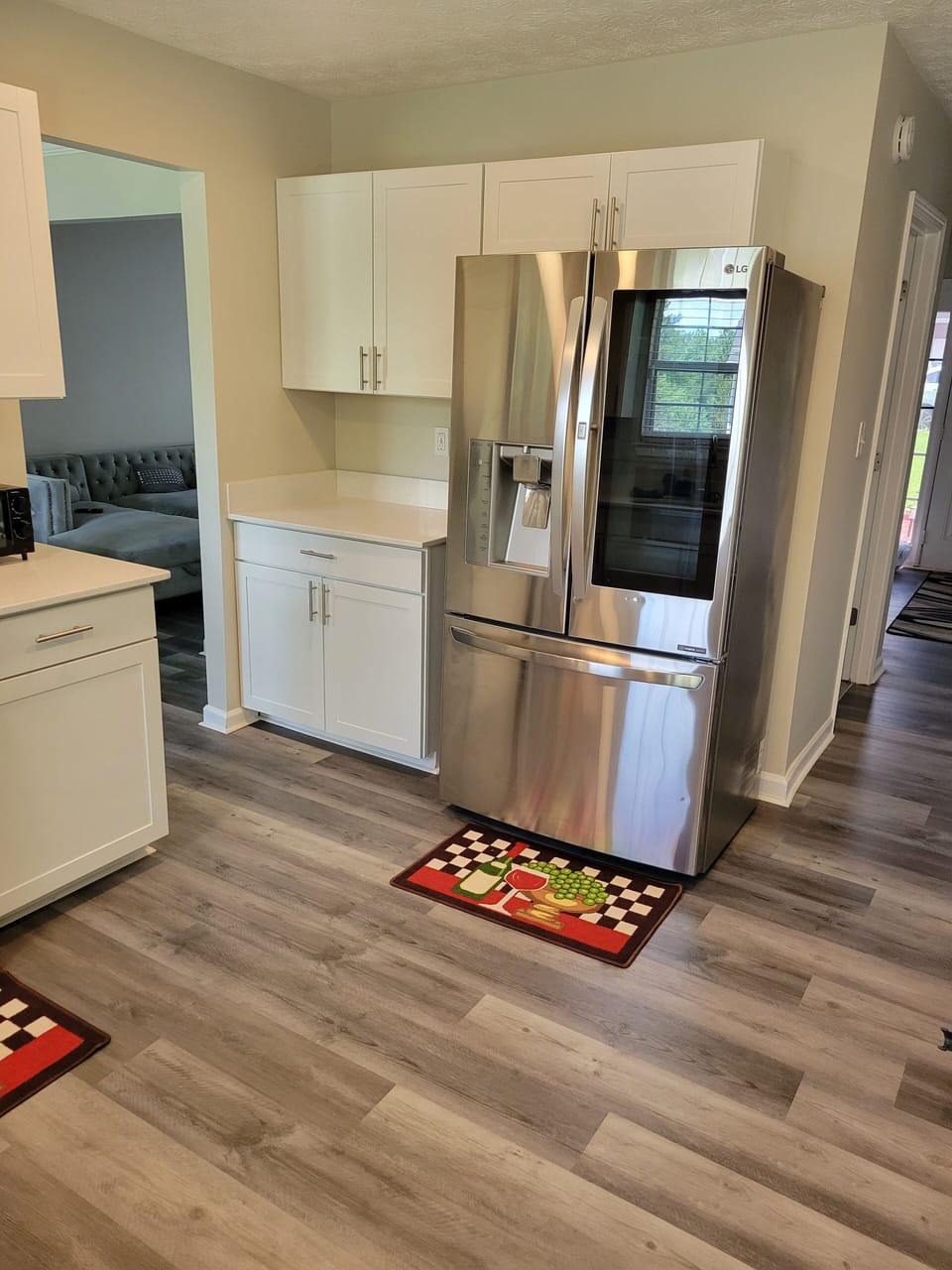 Smart refrigerator with ice maker 