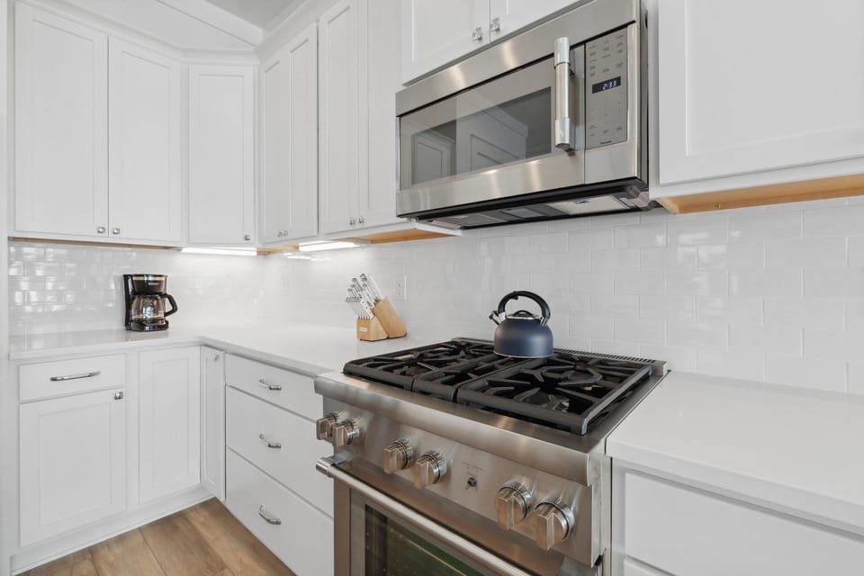 1st Floor Kitchen Area