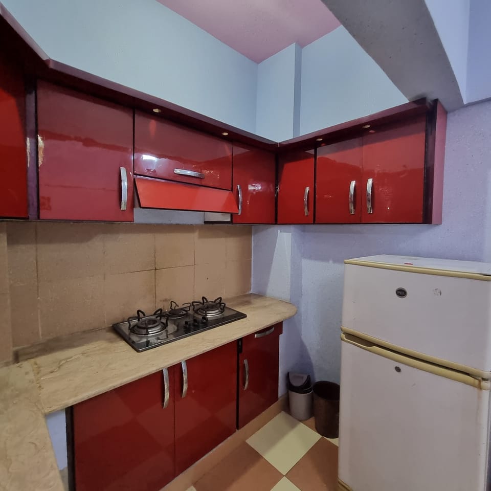 Full kitchen 