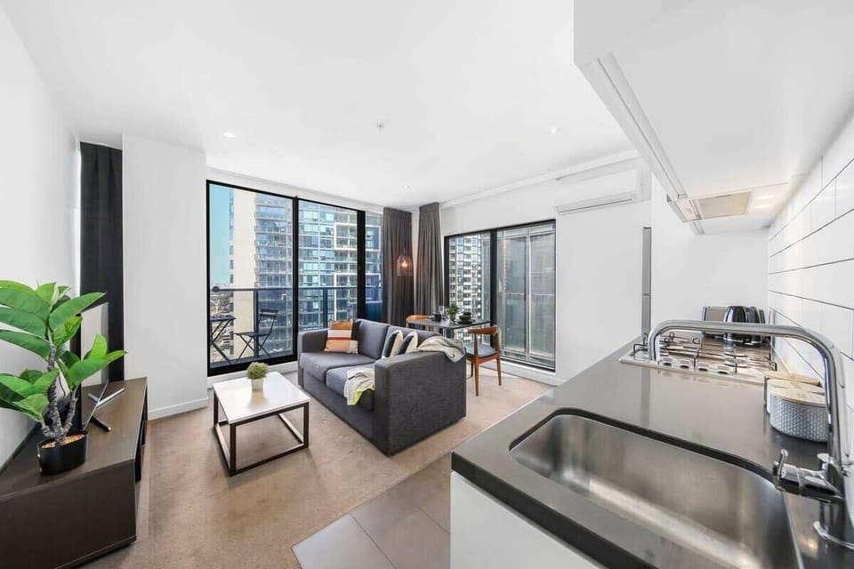 A bright & spacious living area with a comfy 3-seater sofa bed that folds out to a double.