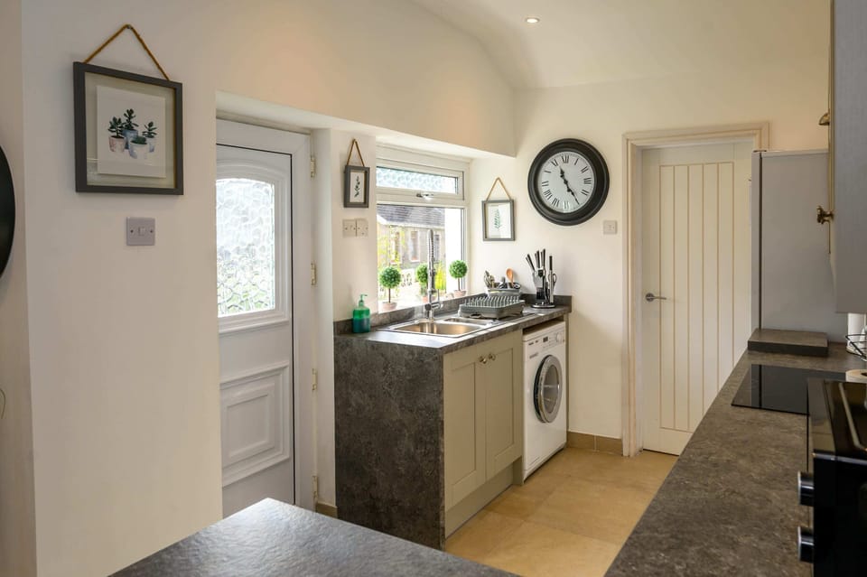 Well equipped kitchen