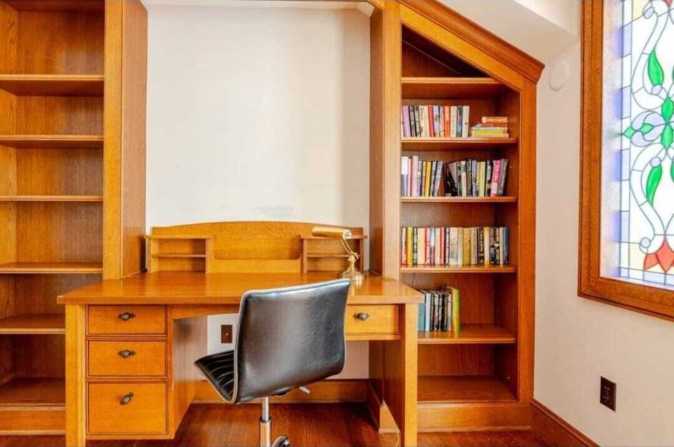 Dedicated workspace for remote working.