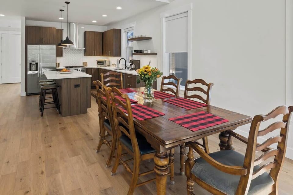 Perfect home for family get togethers!