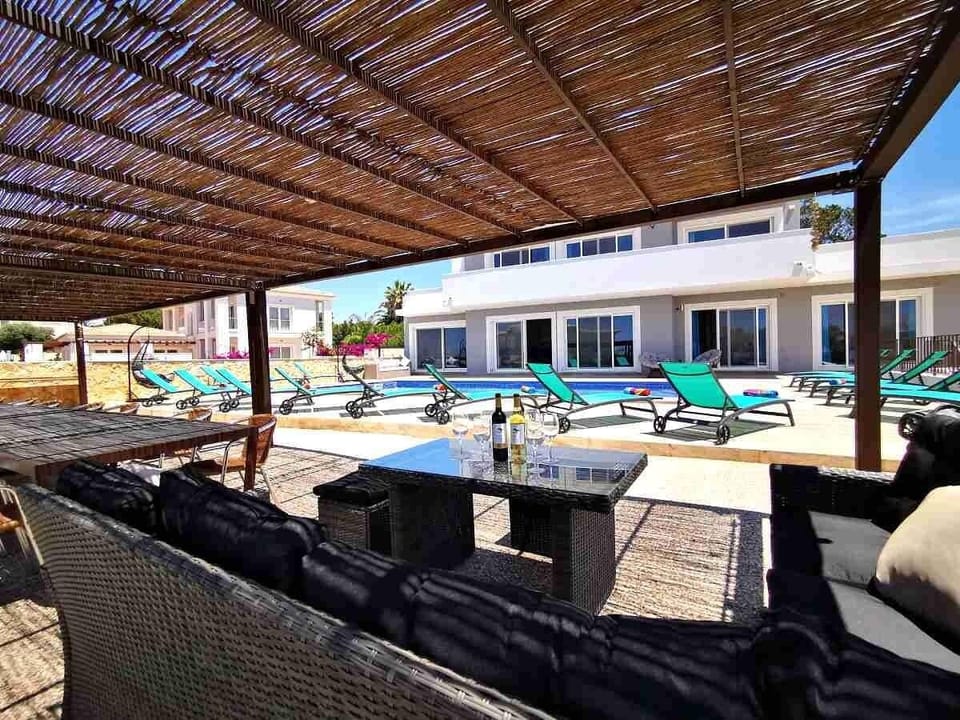 Pac4Portugal Villa Atlantica shaded