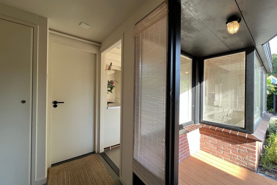 Entrance / Reception