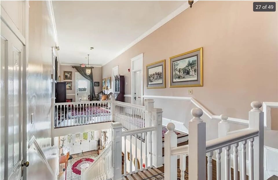 Upstairs Foyer