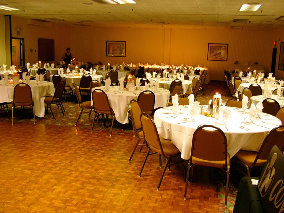 Banquet hall