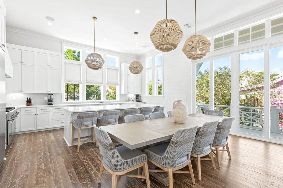 Spacious 2nd Floor Kitchen