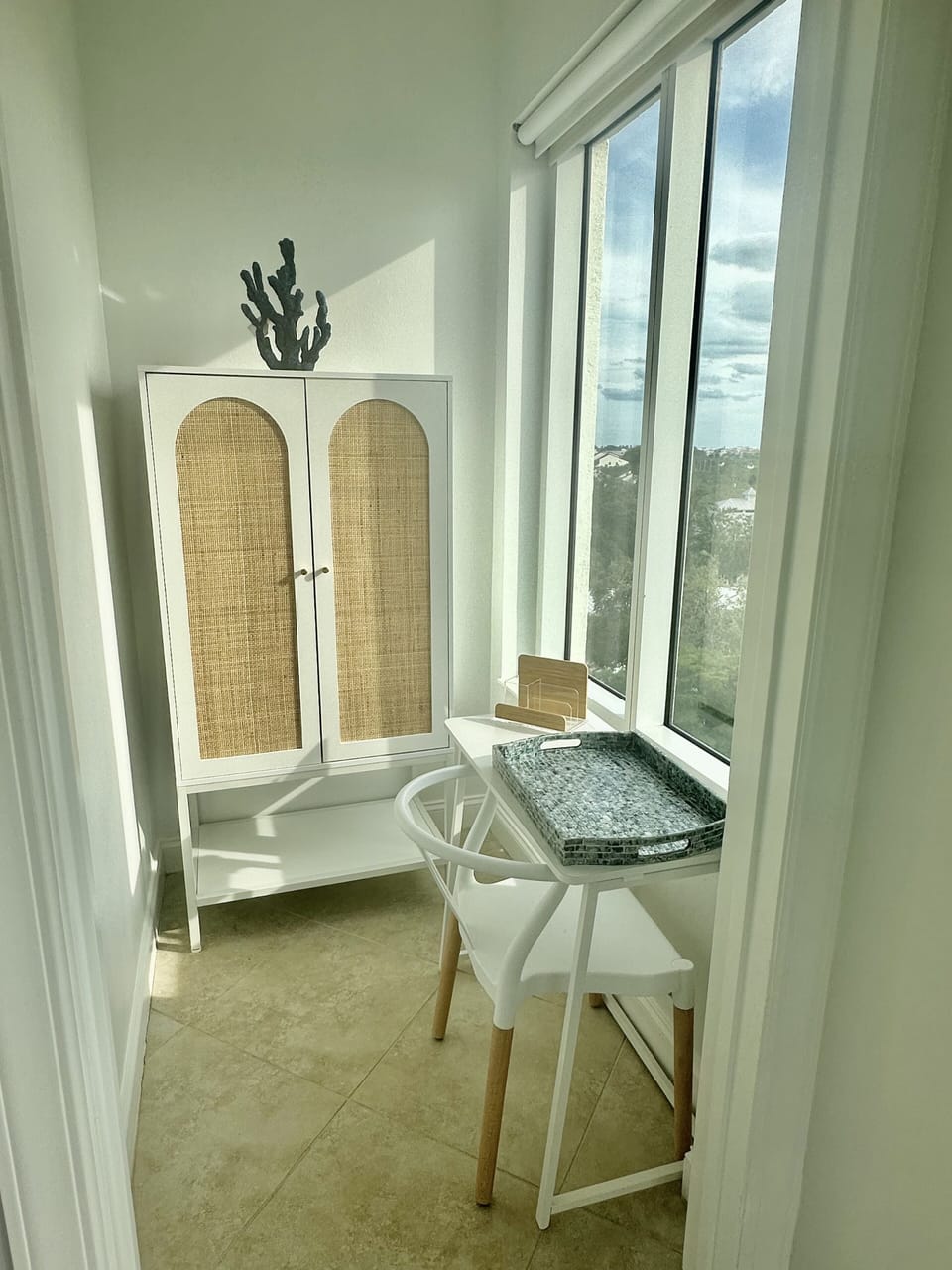 Mixed use closet/desk space in guest bedroom 1.