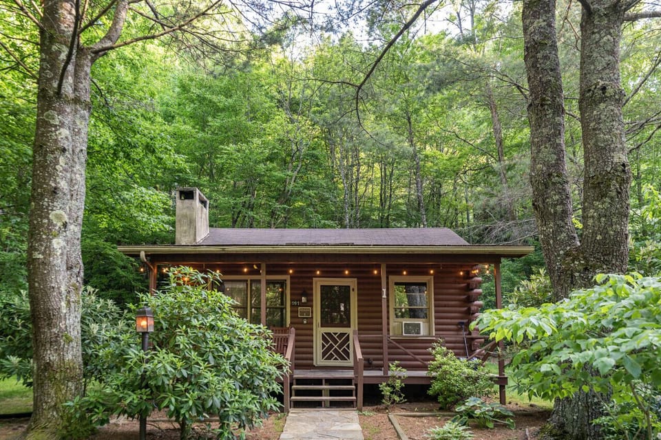 Azalea Cabin!