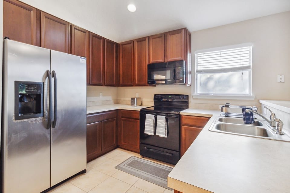 Refrigerator, Microwave, Oven, Indoors, Kitchen