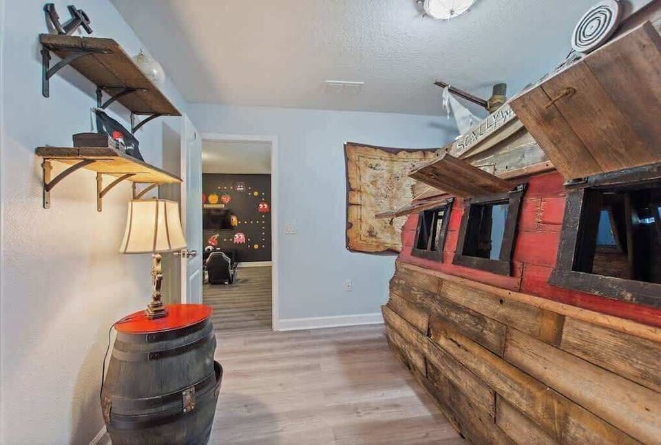 mbark on a swashbuckling night’s rest in this Jack Sparrow–themed bedroom with nautical décor and pirate charm