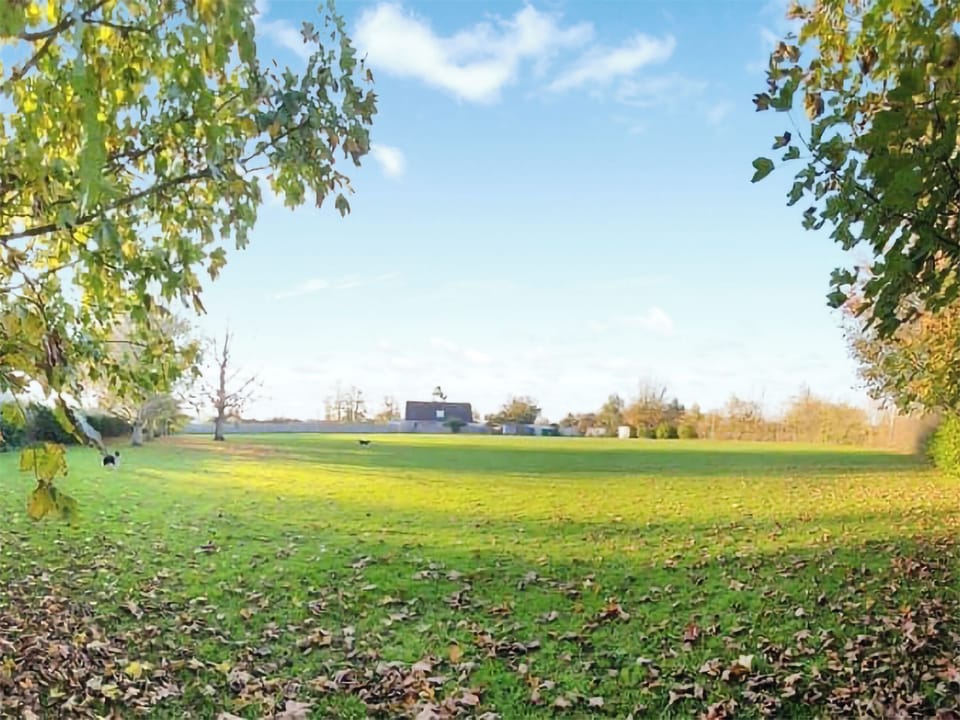 Offleader Dog Field | Downsview Cottage - Downsview, Wick, near Littlehampton
