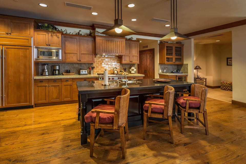 GBL207-02Kitchen